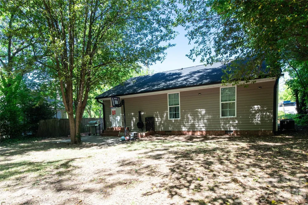 1913 Freeman Mill Road Greensboro, NC 27406