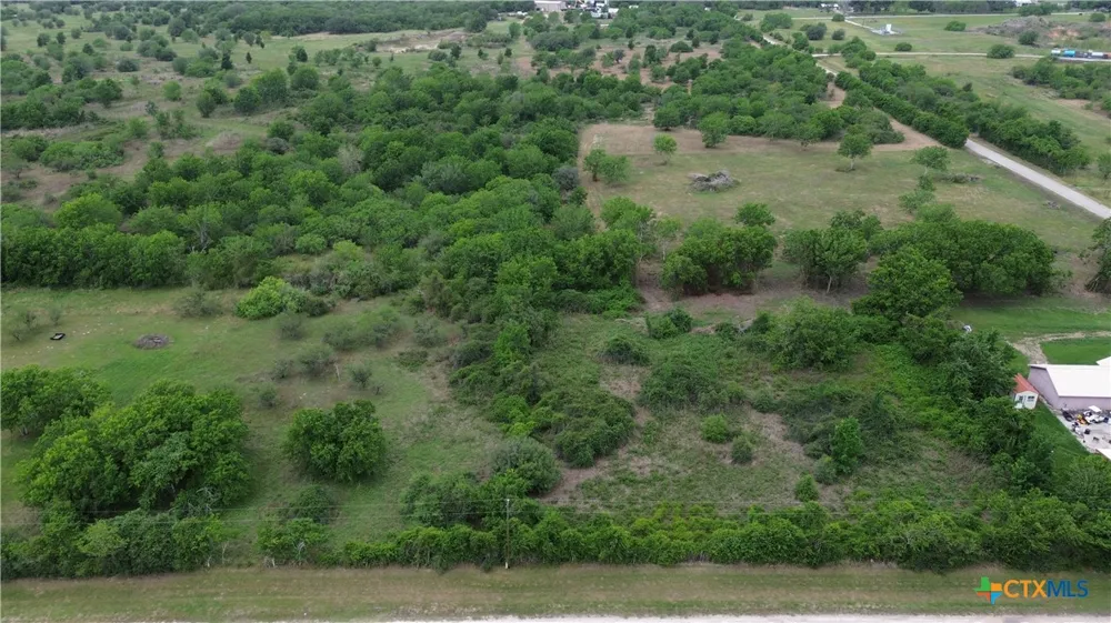 CO RD 426 Lolita, TX 77971