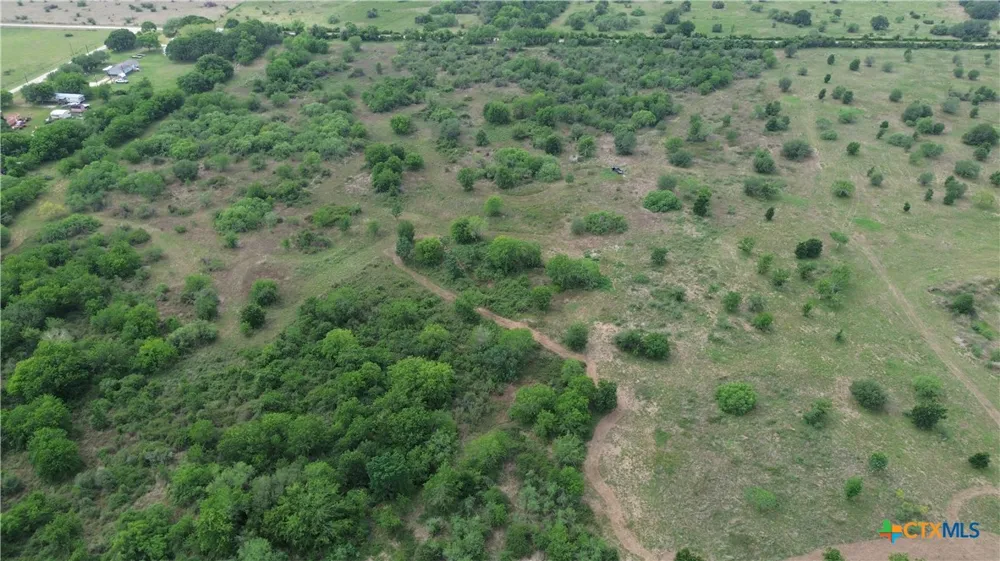CO RD 426 Lolita, TX 77971