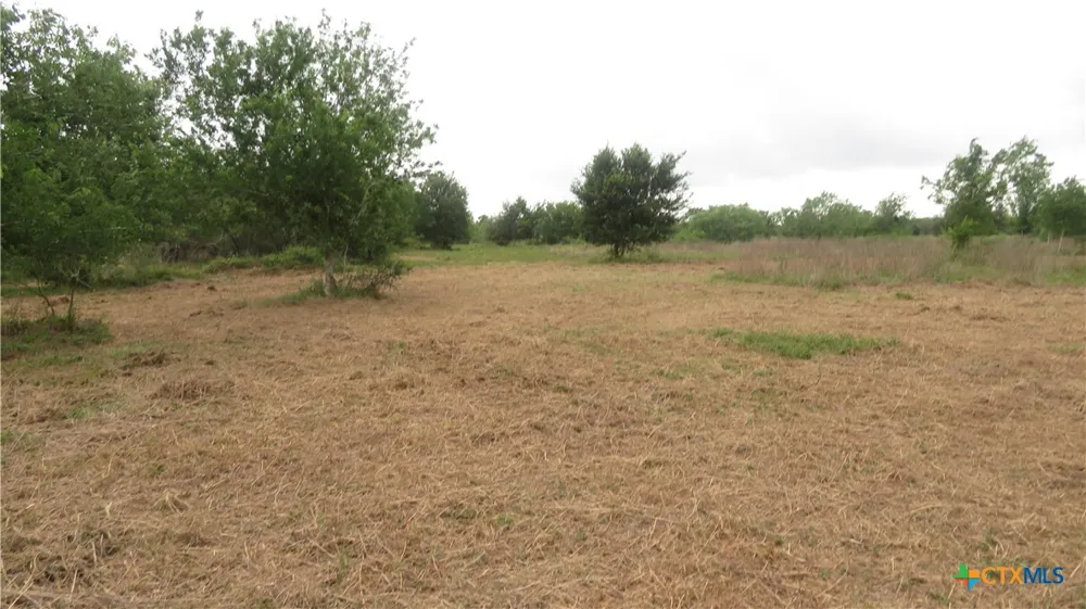 CO RD 426 Lolita, TX 77971