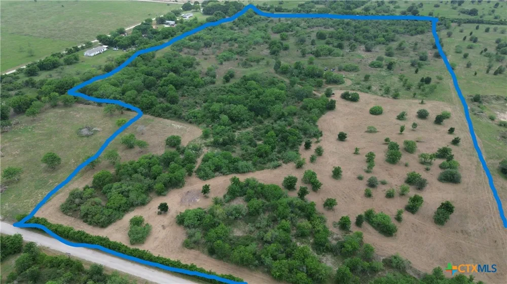 CO RD 426 Lolita, TX 77971