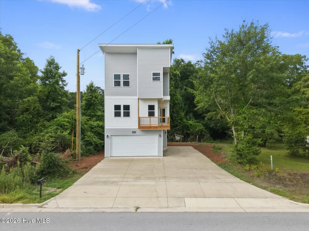 2326 Piney Green Road Midway Park, NC 28544