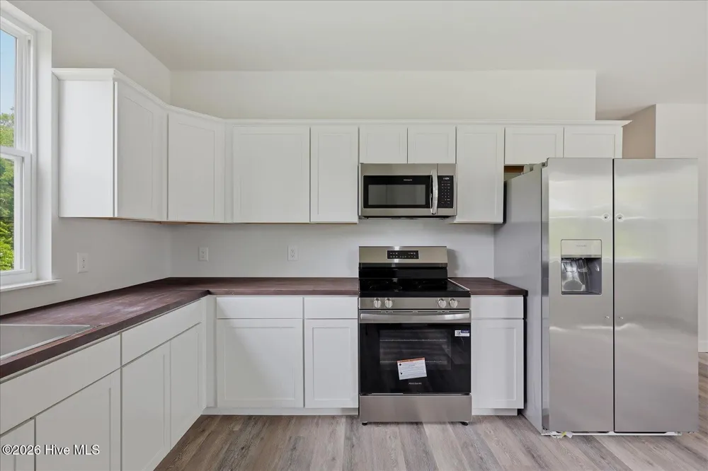 2326 Piney Green Road Midway Park, NC 28544