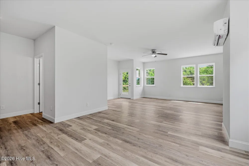 2326 Piney Green Road Midway Park, NC 28544