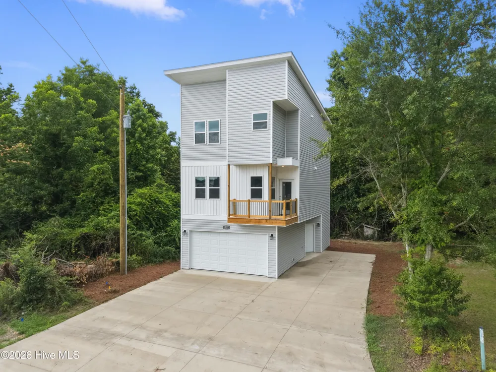 2326 Piney Green Road Midway Park, NC 28544