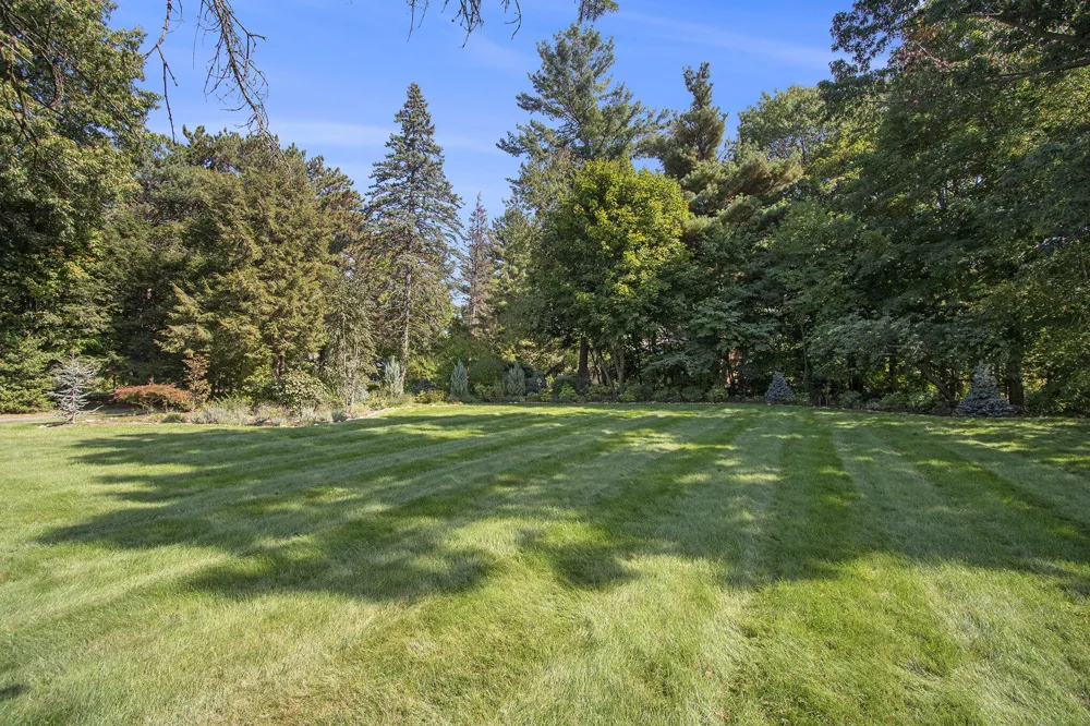 2837 Washington Avenue St Joseph Charter Township, MI 49085