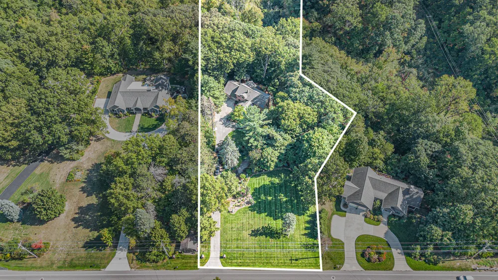 2837 Washington Avenue St Joseph Charter Township, MI 49085