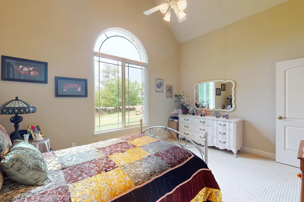 6640 Harrington Arbuckle, CA 95912