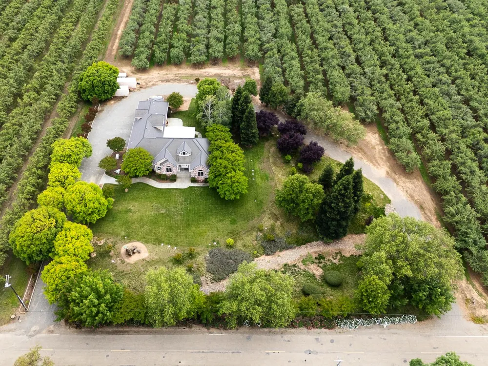 6640 Harrington Arbuckle, CA 95912