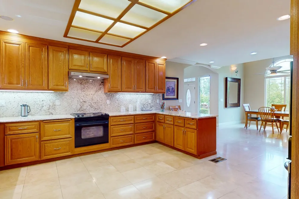 6640 Harrington Arbuckle, CA 95912
