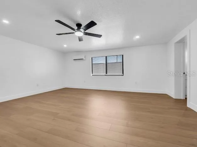 6040 84TH AVENUE Pinellas Park, FL 33781