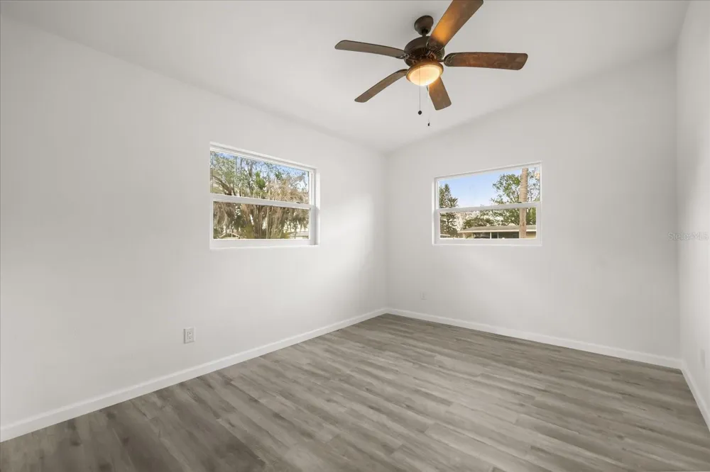4528 S SHORE ROAD Orlando, FL 32839