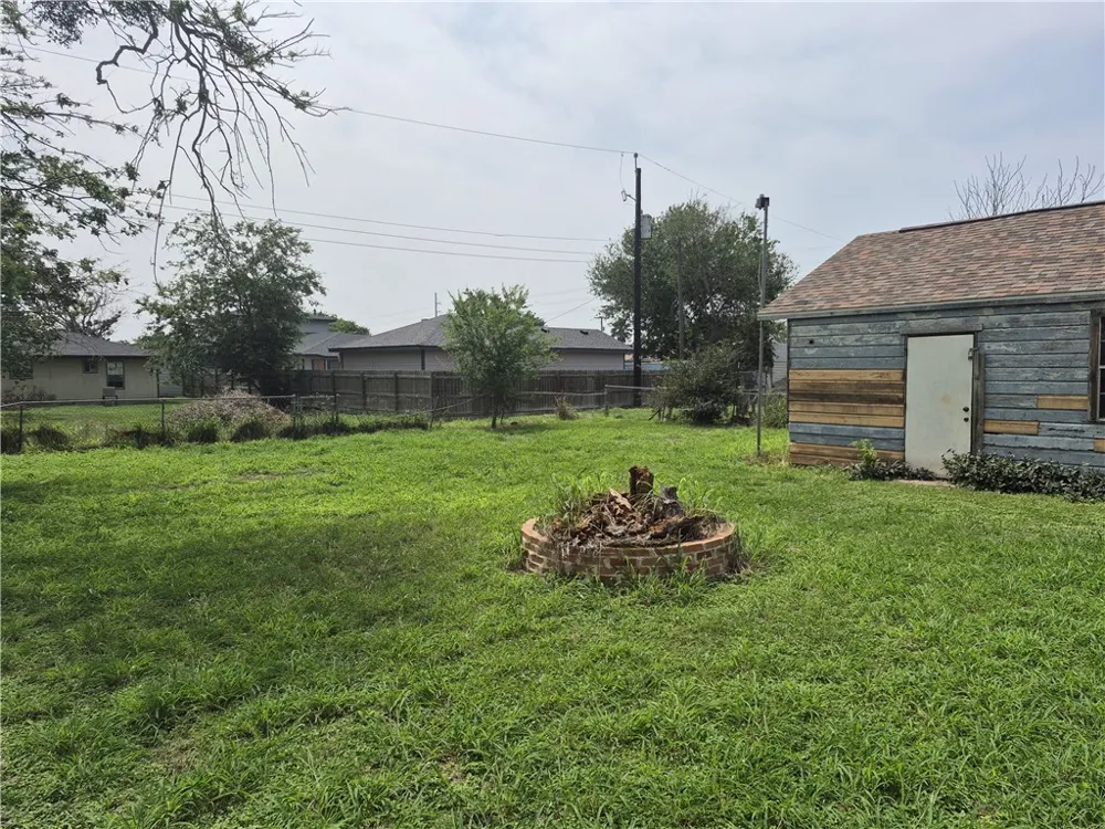 202 Gregory Street Gregory, TX 78359