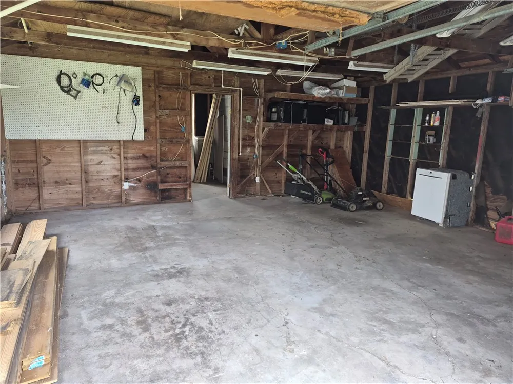 202 Gregory Street Gregory, TX 78359