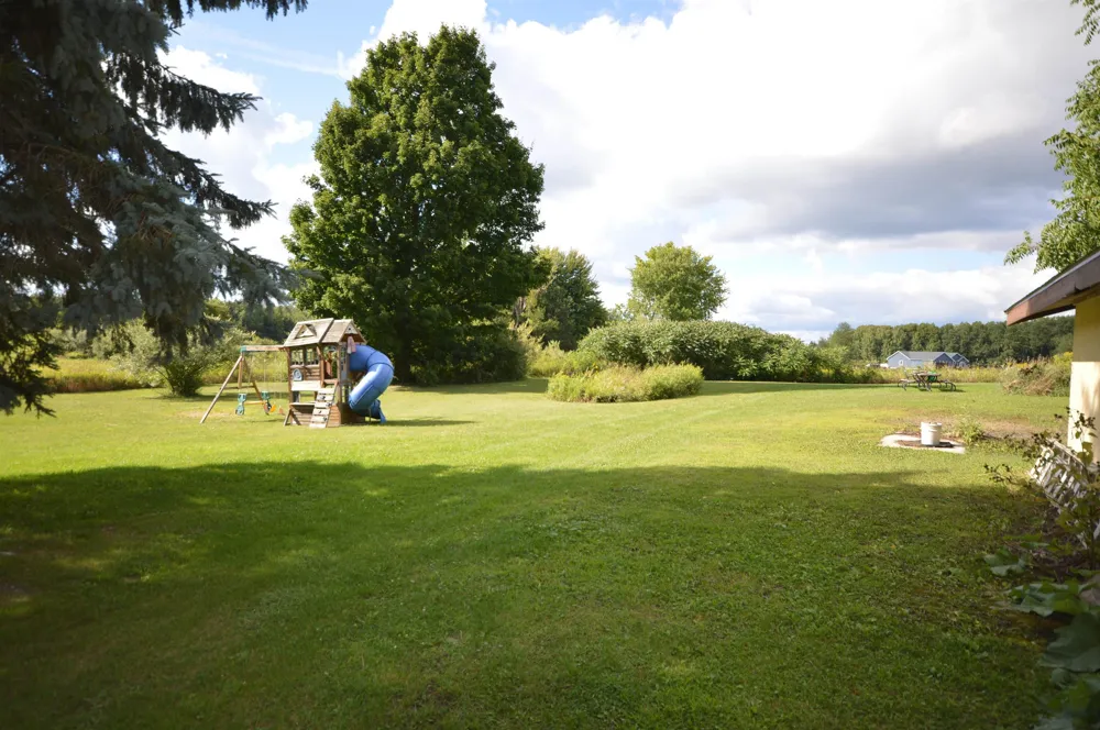 6830 Youker Road Green Lake Township, MI 49637