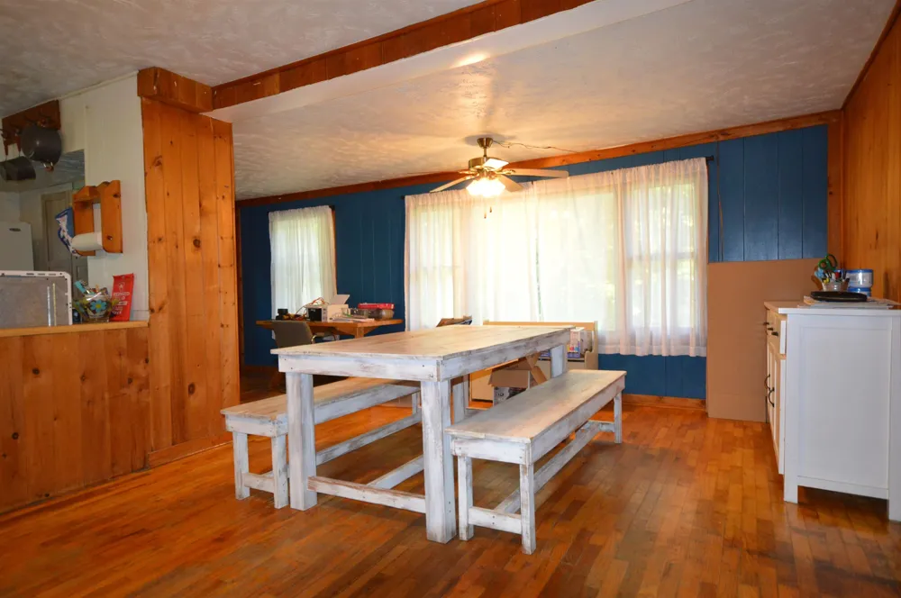 6830 Youker Road Green Lake Township, MI 49637