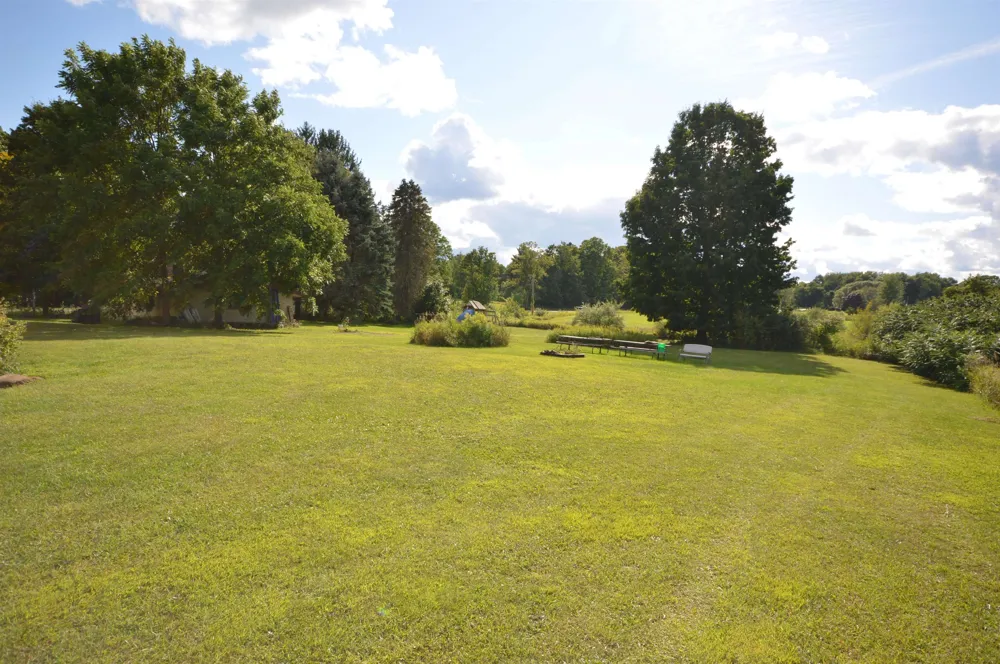 6830 Youker Road Green Lake Township, MI 49637