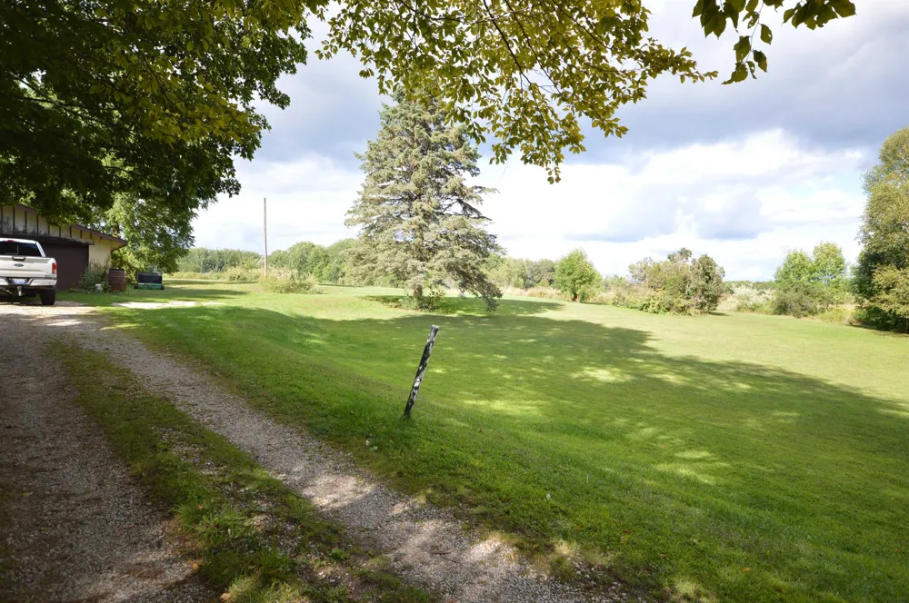 6830 Youker Road Green Lake Township, MI 49637