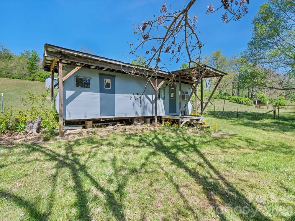 1372 Sand Branch Road Black Mountain, NC 28711