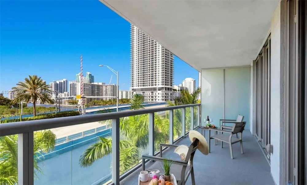 2602 E Hallandale Beach Blvd #R506 Hallandale Beach, FL 33009