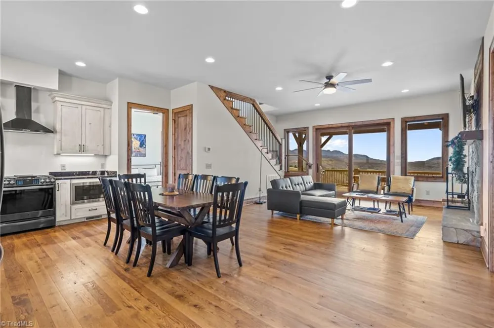 352 Great Sky Drive Banner Elk, NC 28604