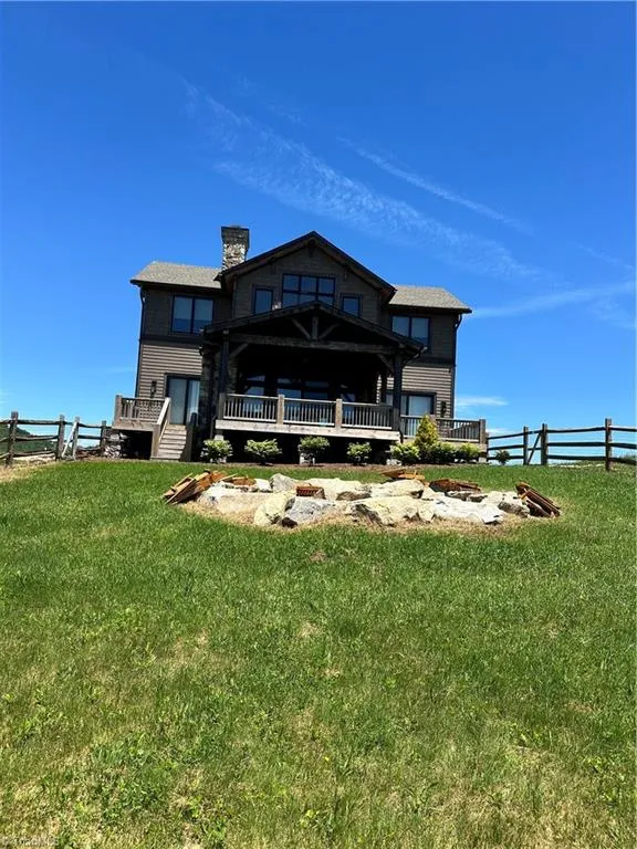 352 Great Sky Drive Banner Elk, NC 28604