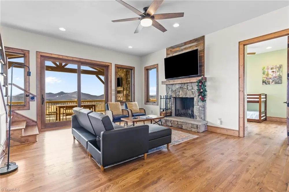 352 Great Sky Drive Banner Elk, NC 28604