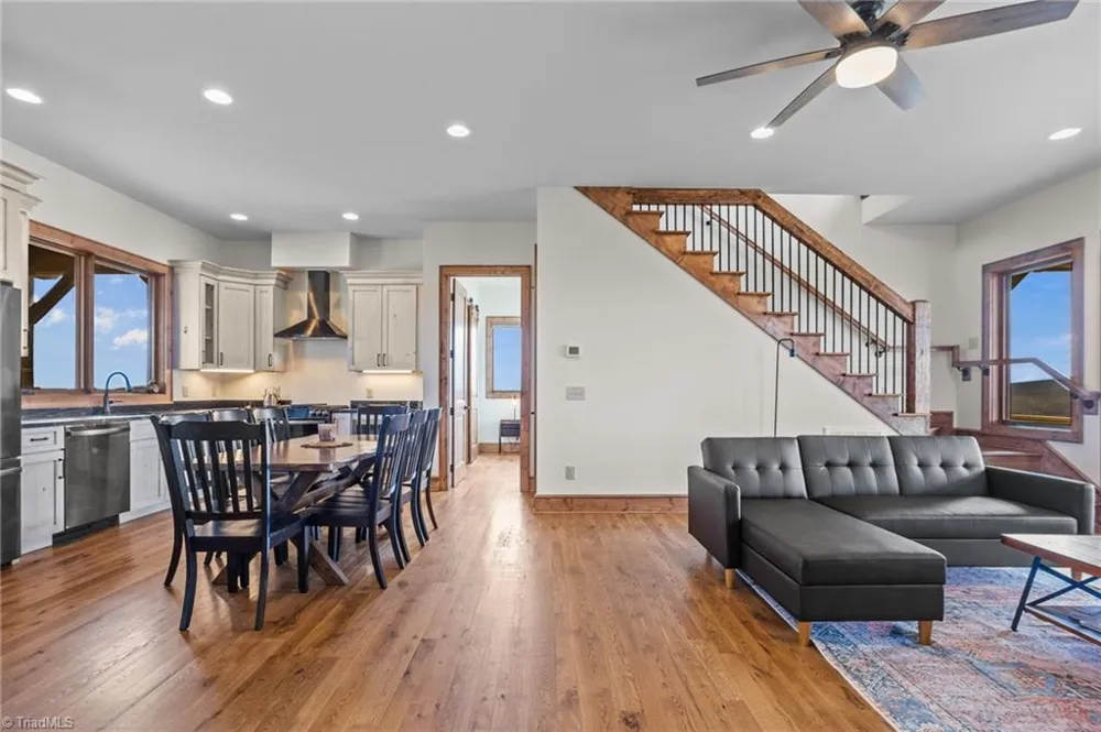 352 Great Sky Drive Banner Elk, NC 28604