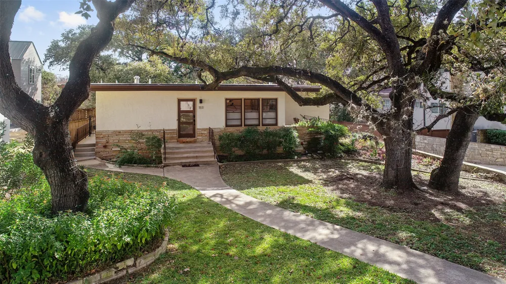 1511 Chelsea Lane Austin, TX 78704