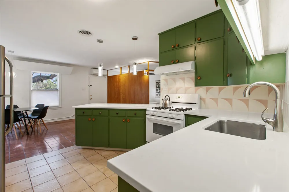 1511 Chelsea Lane Austin, TX 78704