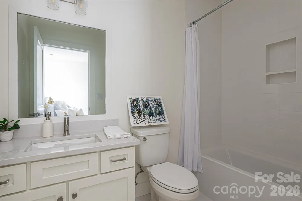 610 Storybook Villas Trail Asheville, NC 28804