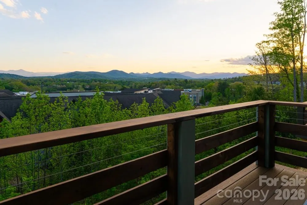 604 Storybook Villas Trail Asheville, NC 28804