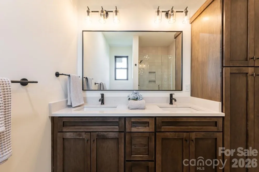 604 Storybook Villas Trail Asheville, NC 28804