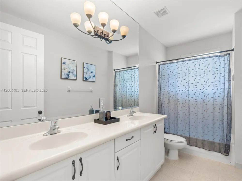 14857 SW 38th St Davie, FL 33331