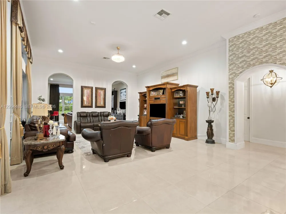 14857 SW 38th St Davie, FL 33331