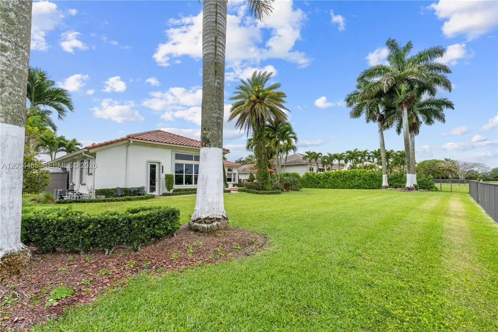 14857 SW 38th St Davie, FL 33331