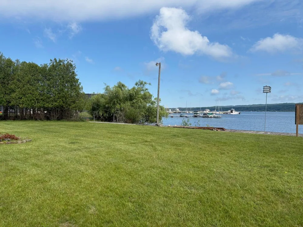 4472 Crescent Beach Road Onekama, MI 49675