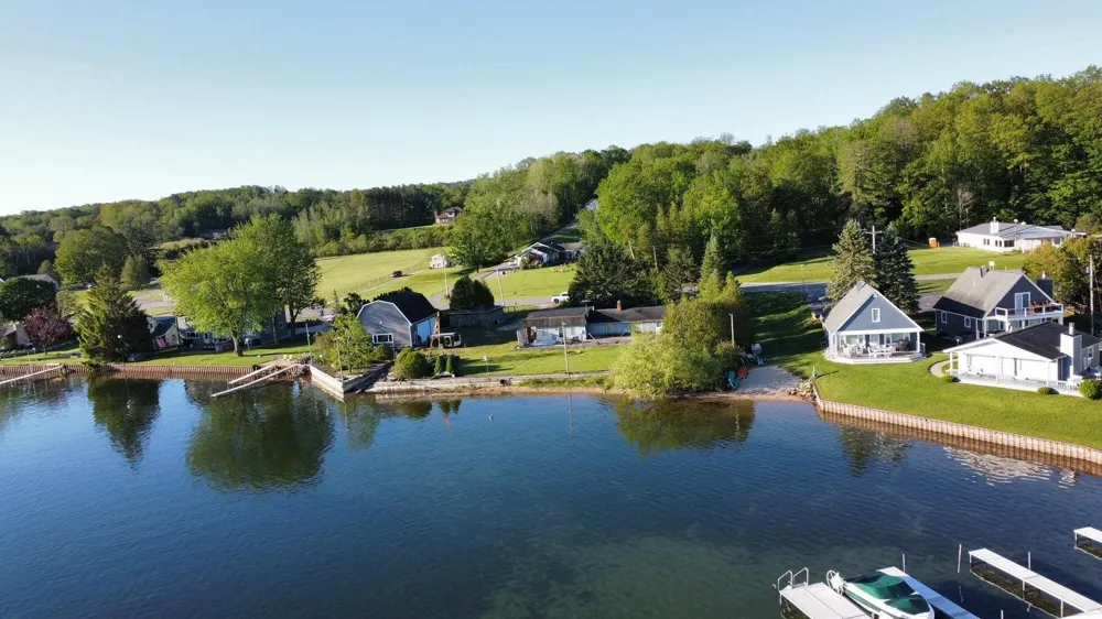 4472 Crescent Beach Road Onekama, MI 49675