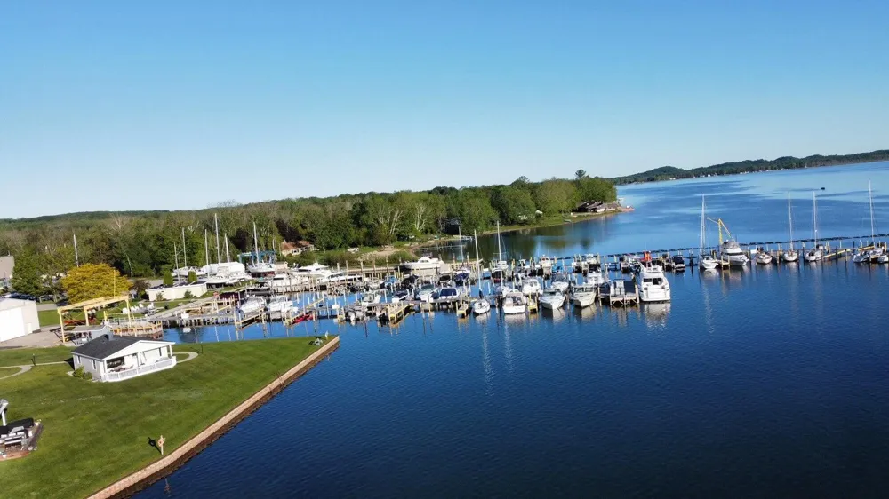 4472 Crescent Beach Road Onekama, MI 49675