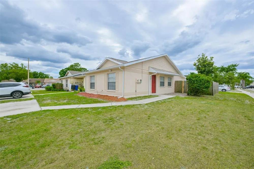 1720 OAK BRANCH COURT Brandon, FL 33511