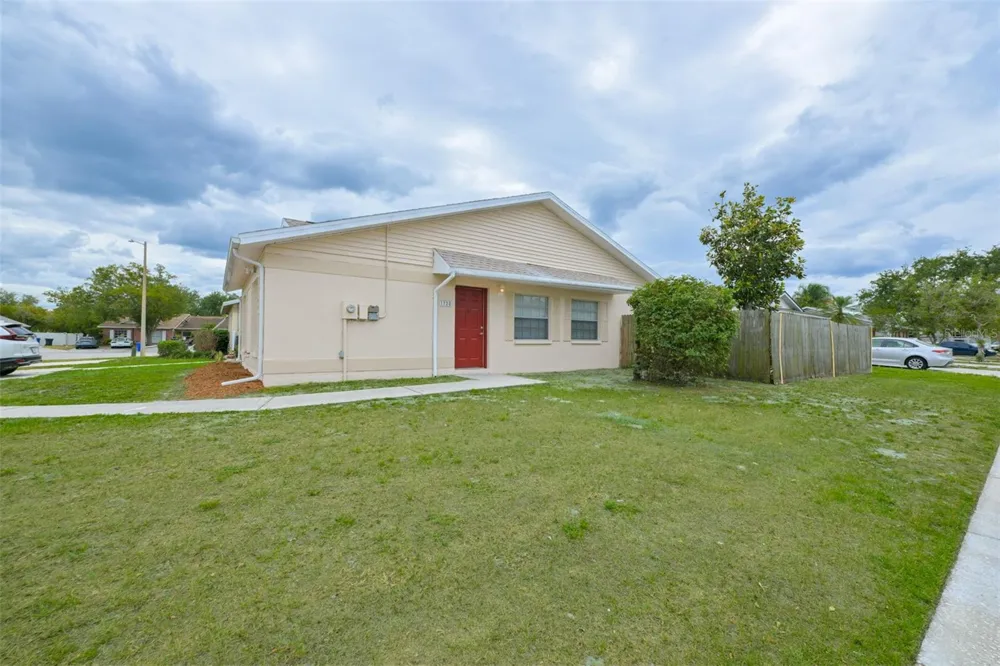 1720 OAK BRANCH COURT Brandon, FL 33511