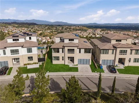 11800 Hillsborough