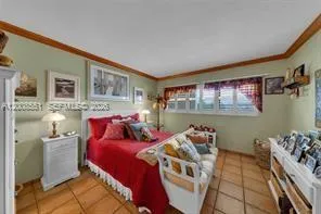 3050 NE 48th Ct #405 Lighthouse Point, FL 33064