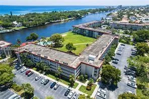 3050 NE 48th Ct #405 Lighthouse Point, FL 33064