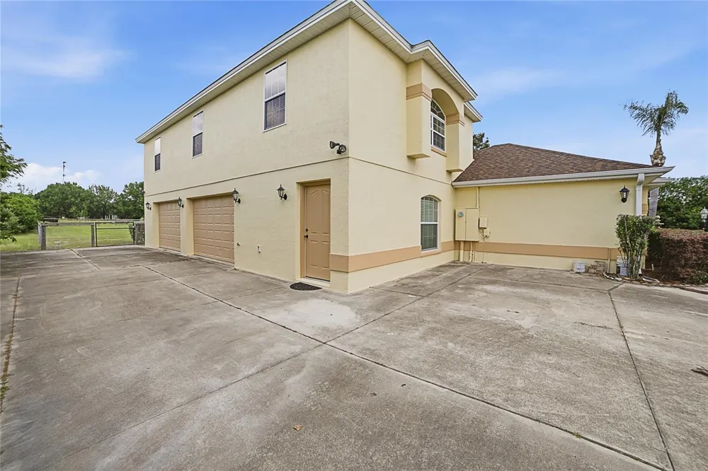 4141 COUNTY ROAD 121D Wildwood, FL 34785