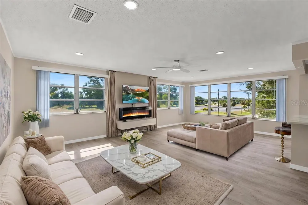 5623 80TH STREET #316 St Petersburg, FL 33709