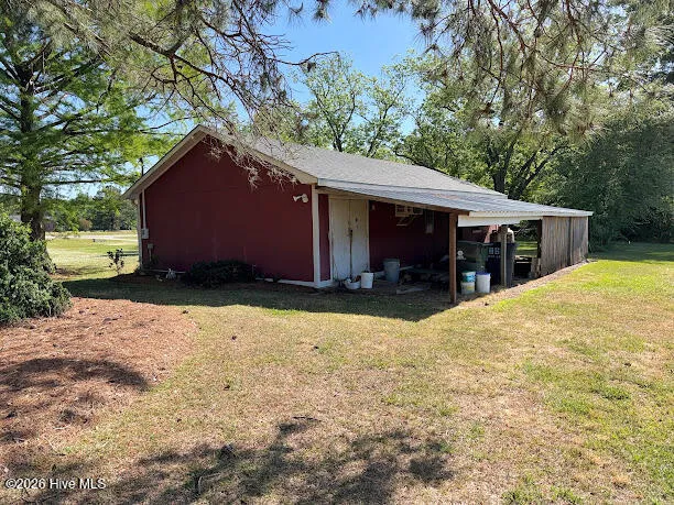 2496 Nc 24 Highway Beulaville, NC 28518