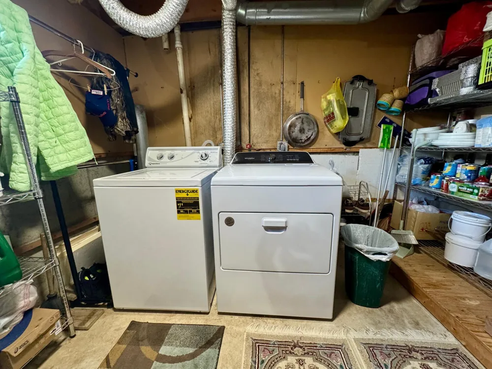 305 Lincoln Street SE Warroad, MN 56763