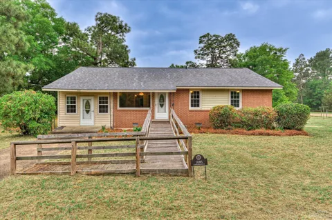 1086 Horseshoe Road