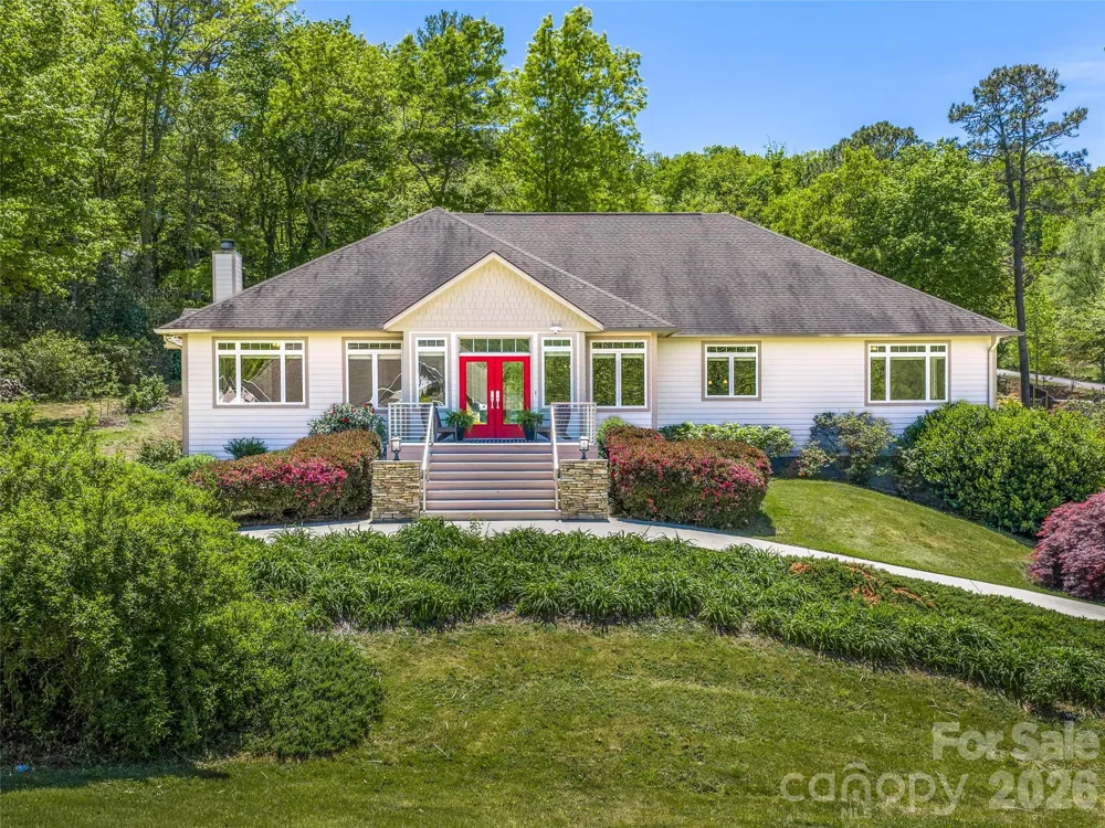 16 Chickadee Lane Fairview, NC 28730